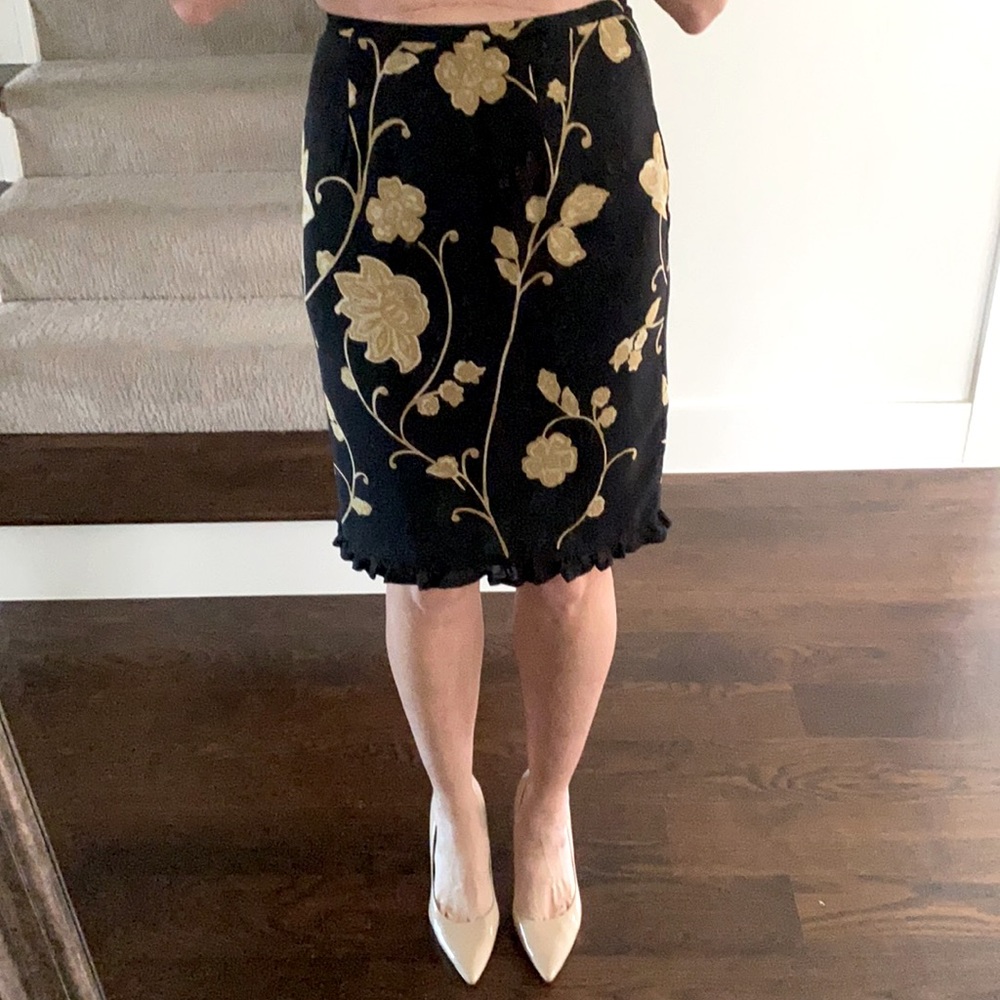 Central Falls Black Floral Print Skirt | Size 2